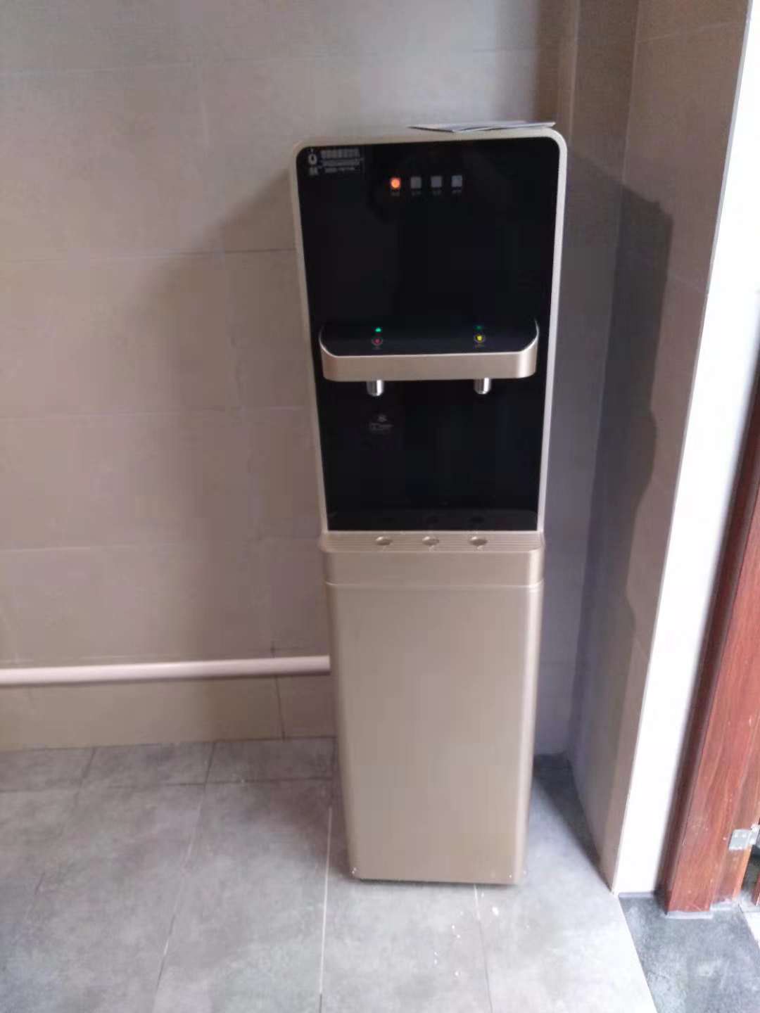 深圳直飲水機(jī)租賃選擇哪家好