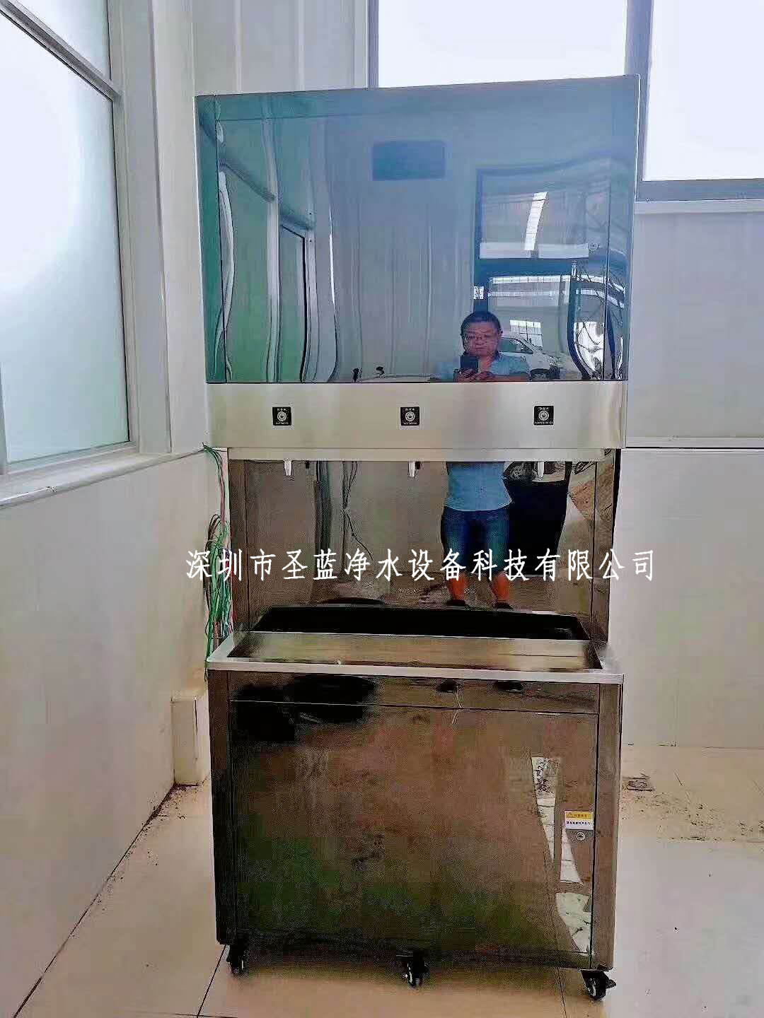 圣藍(lán)商用直飲水機(jī)一直在行動(dòng)