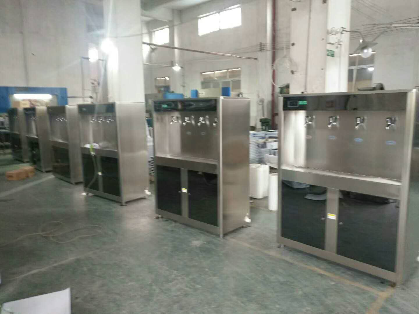 學(xué)校電熱開水器選圣藍(lán)，為學(xué)校提供健康飲水